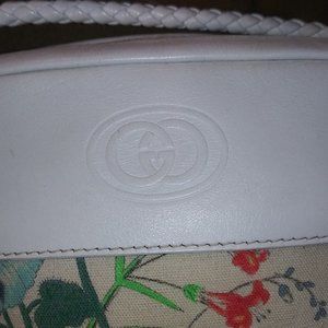 Vintage Gucci Flora Crossbody Leather / Canvas Bag
